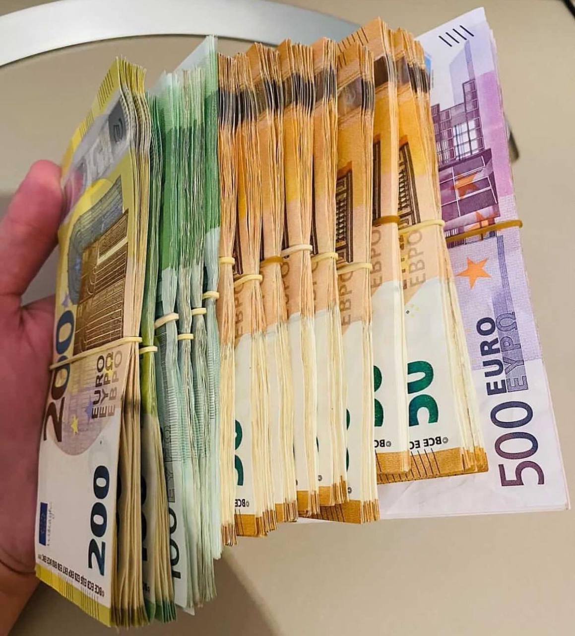 Euro €500 Bills - Image 4